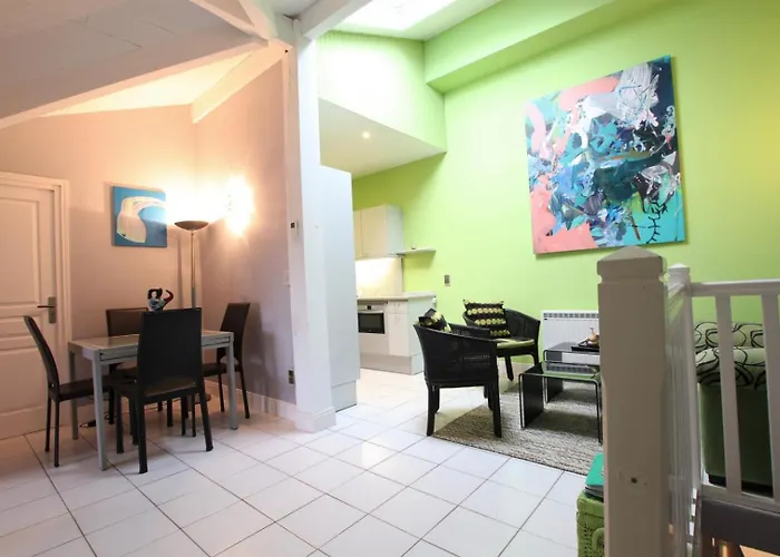 公寓 Bigarena 昂代